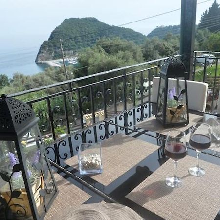 Angela Panorama Villa ปาเลโอกัสไตรซา ภายนอก รูปภาพ