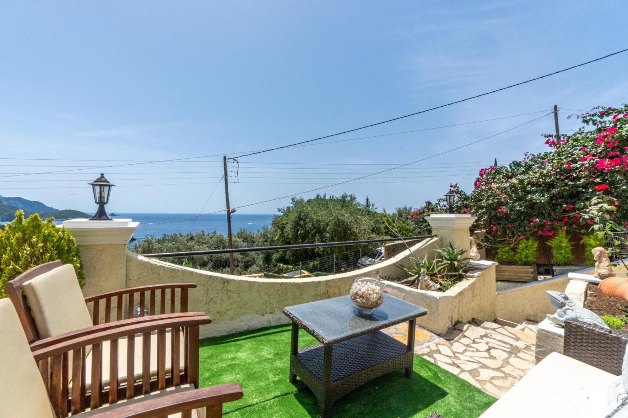 Angela Panorama Villa ปาเลโอกัสไตรซา ภายนอก รูปภาพ