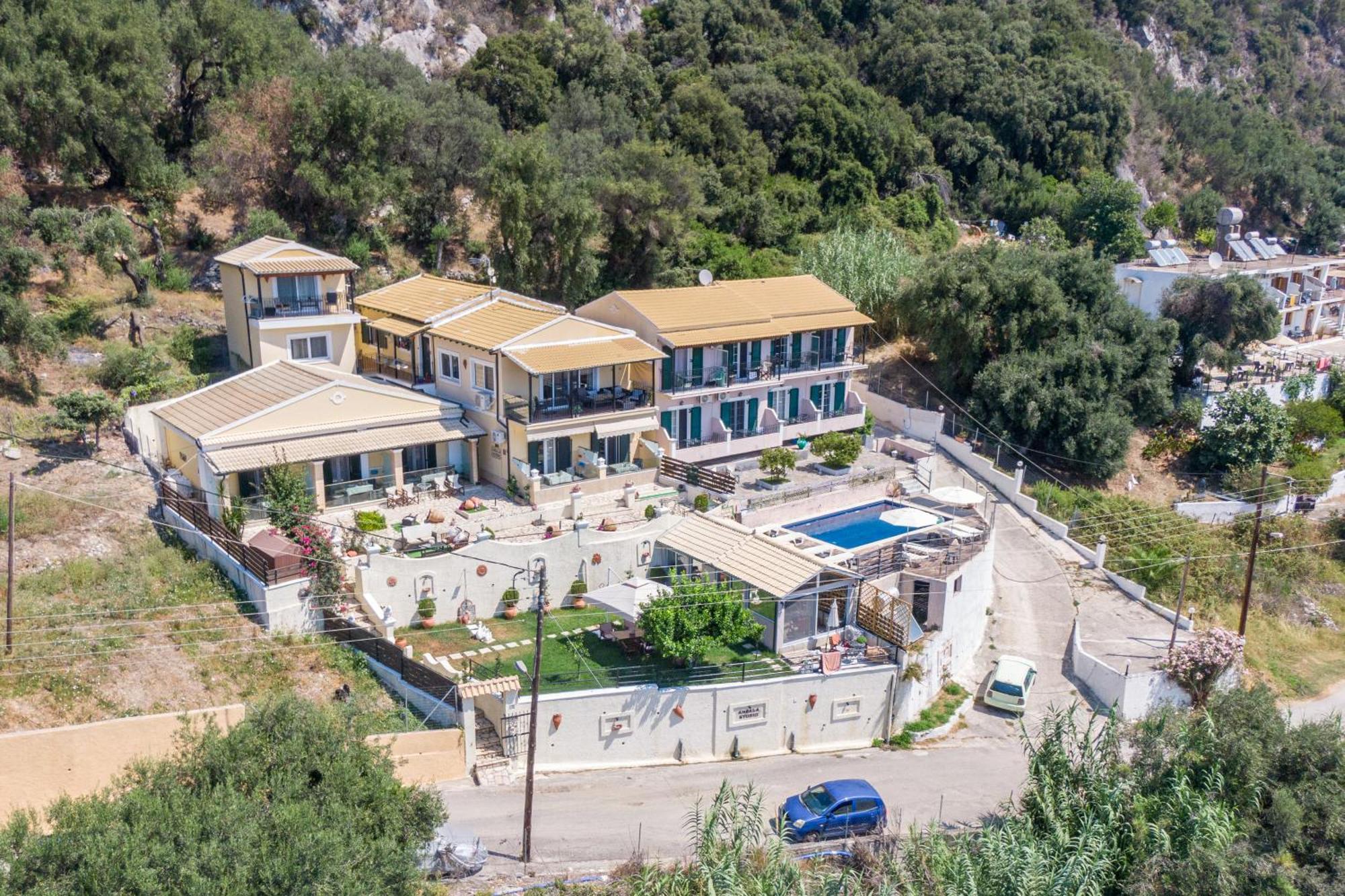 Angela Panorama Villa ปาเลโอกัสไตรซา ภายนอก รูปภาพ