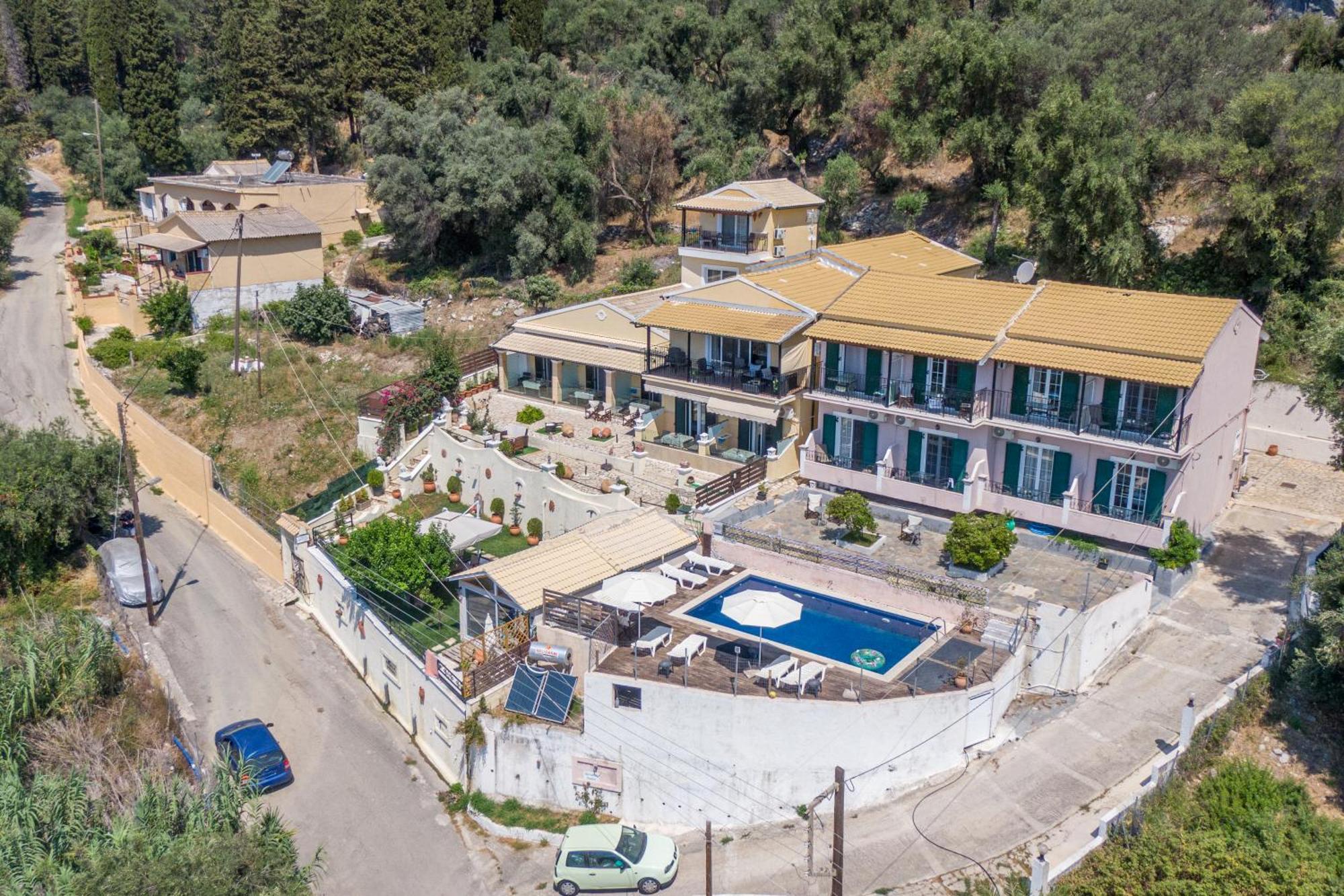 Angela Panorama Villa ปาเลโอกัสไตรซา ภายนอก รูปภาพ
